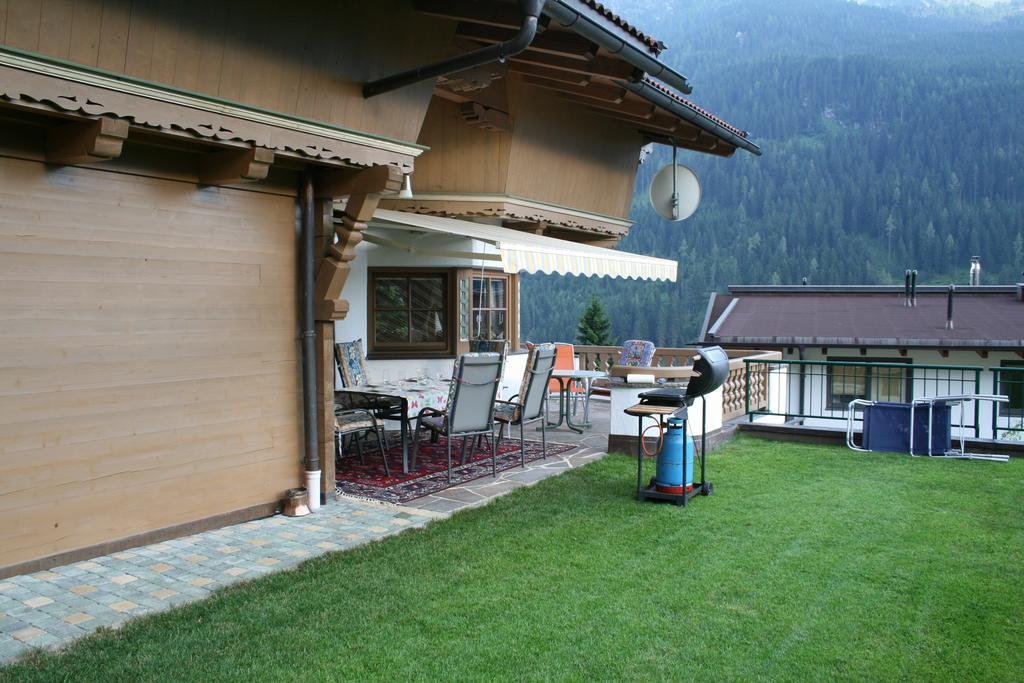Landhaus Erlzette Tux Bagian luar foto